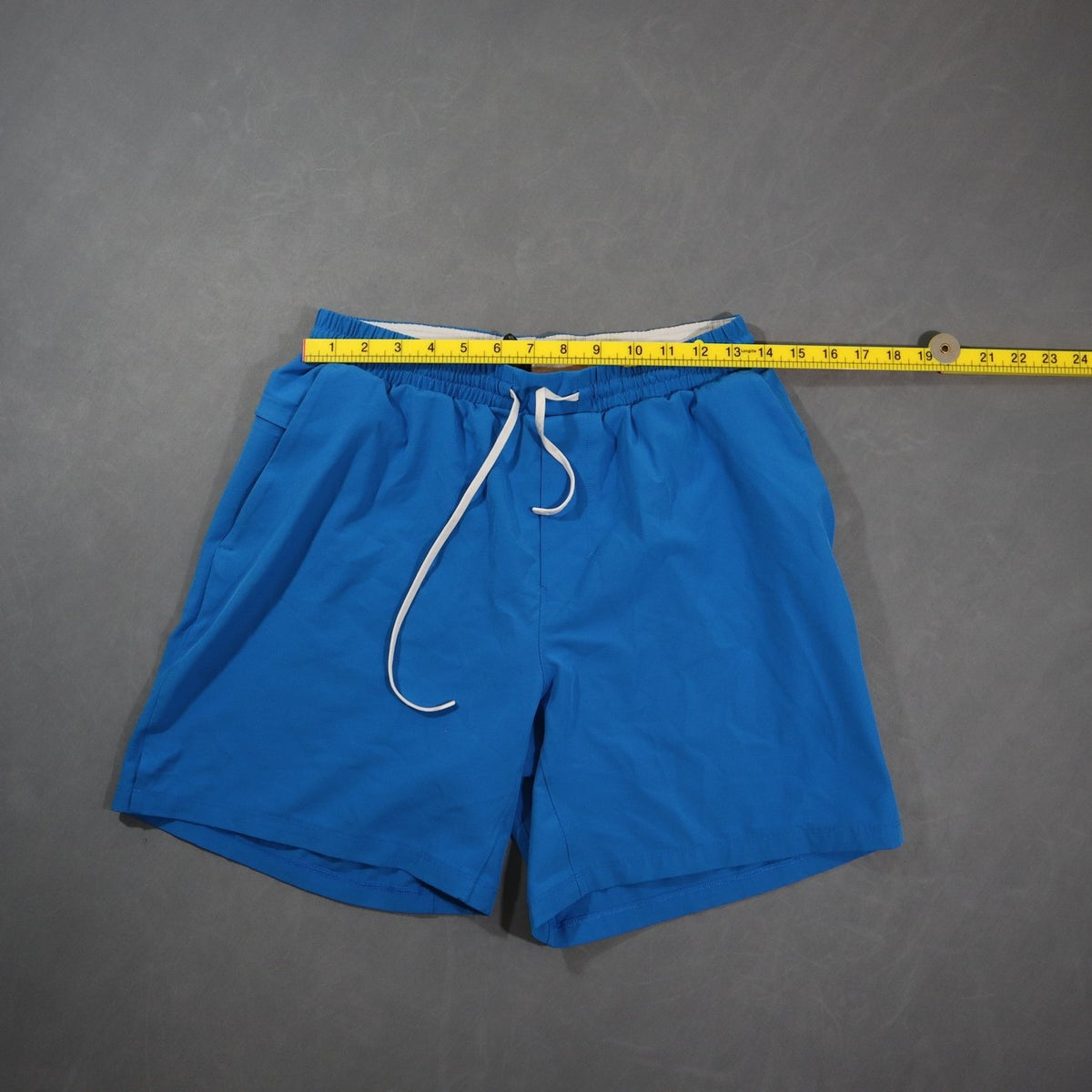 lululemon Pace Breaker Shorts Mens M Blue Lined Athletic Running Gym Zip Pocket